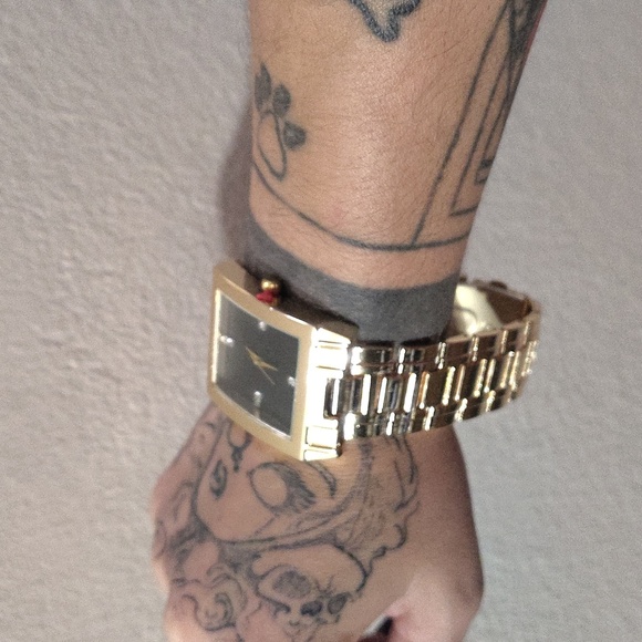 🆕 Gold Square Men's Watch - Picture 9 of 11